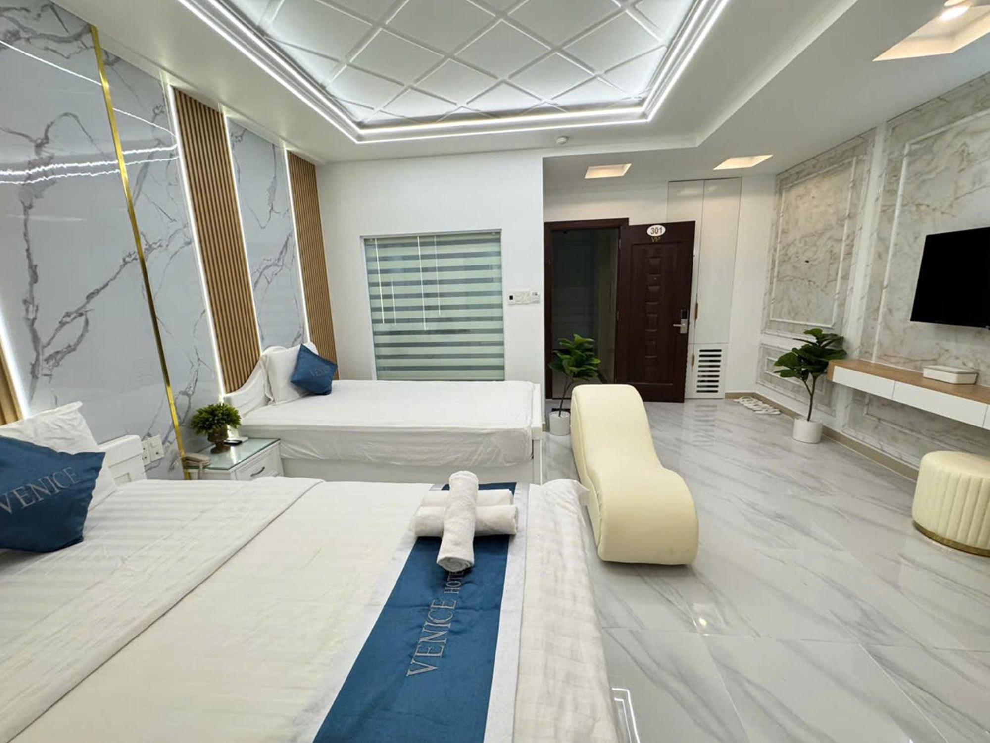 Minh Ngoc Hotel Ho Chi Minh City Exterior photo