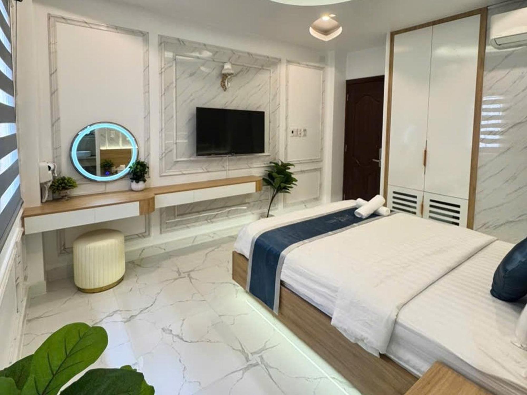 Minh Ngoc Hotel Ho Chi Minh City Exterior photo